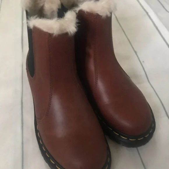 Dr. Martens- Brown Leather Fur-Lined Boots - Picture 5 of 6